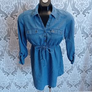 2/$25 Motherhood maternity jean top